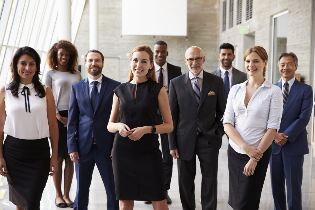 SOLUTIONS METRIX photo, Portrait Of Multi-Cultural Business Team In Office